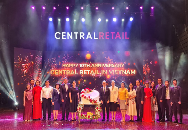 เอกอัครราชทูต ณ กรุงฮานอย ร่วมฉลองครบรอบ 10 ปี บริษัท Central Retail Vietnam