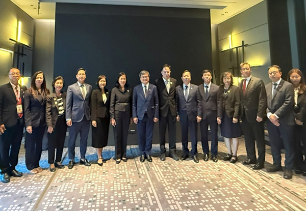 คณะกรรมการสภาธุรกิจไทย-เวียดนาม ประชุมหารือร่วมกับคณะผู้แทนภาครัฐเวียดนาม จากคณะกรรมการประชาชน กรุงฮานอย คณะกรรมการสภาธุรกิจไทย-เวียดนาม ประชุมหารือร่วมกับคณะผู้แทนภาครัฐเวียดนาม จากคณะกรรมการประชาชน กรุงฮานอย